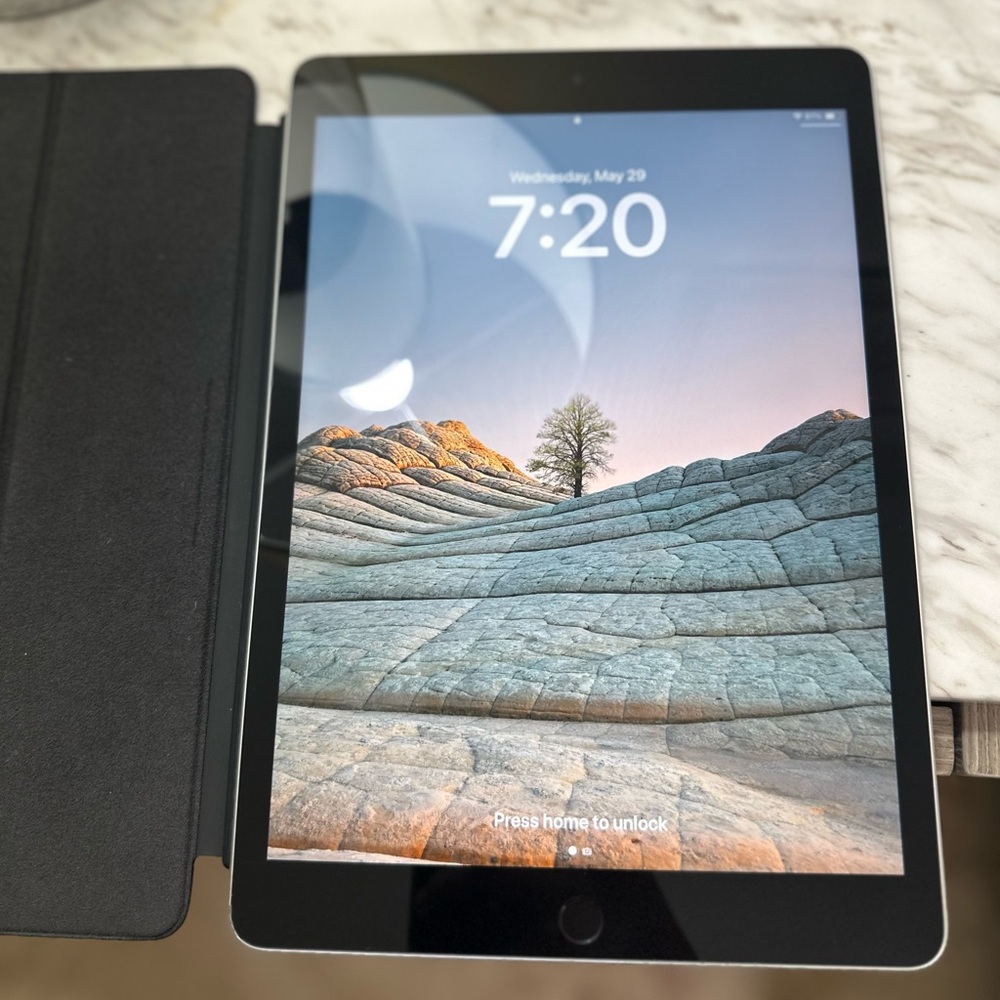 IPad 9th Gen Bundle